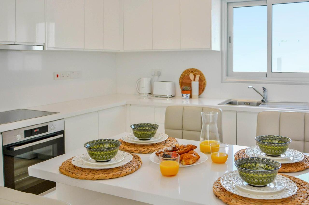 Phaedrus Living: Seaside Luxury Flat Lighthouse 67 Lejlighed Paphos Eksteriør billede