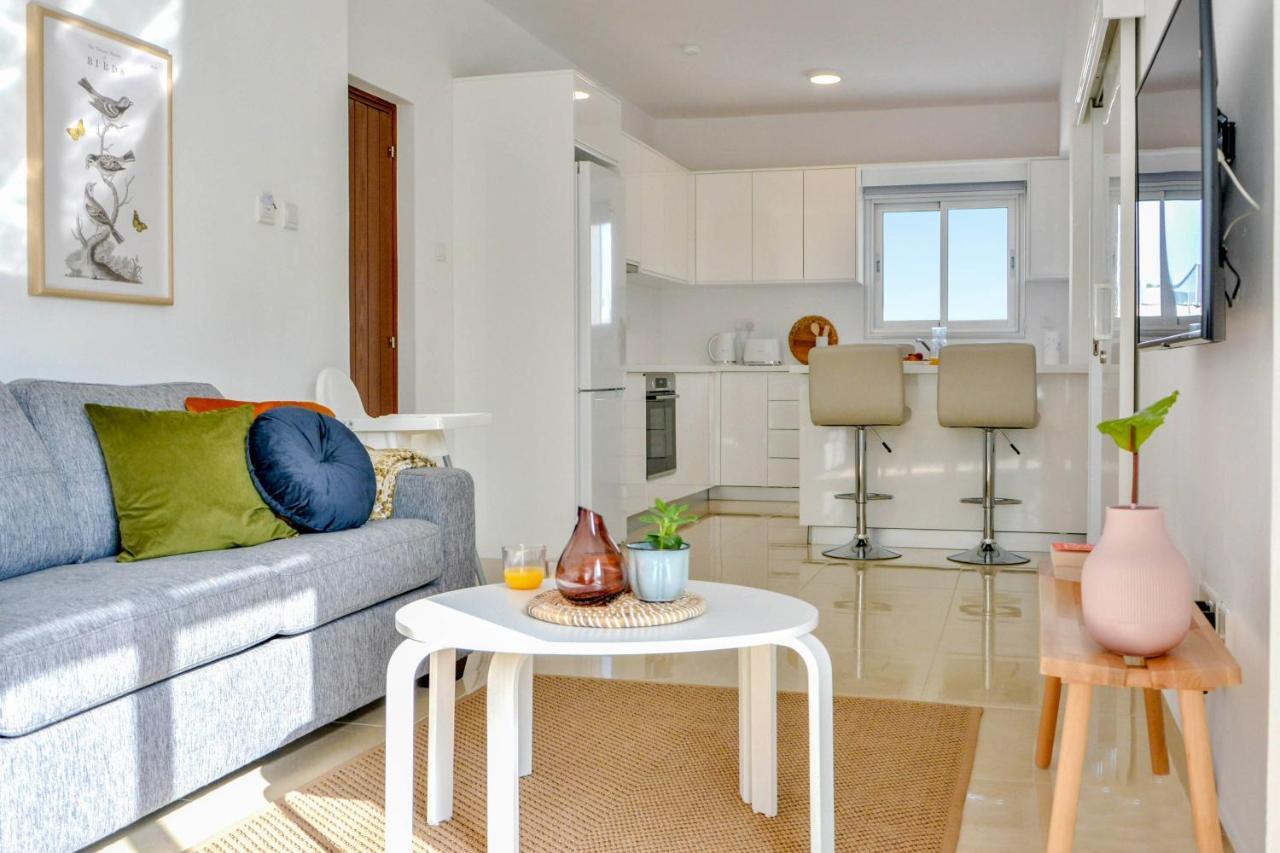 Phaedrus Living: Seaside Luxury Flat Lighthouse 67 Lejlighed Paphos Eksteriør billede